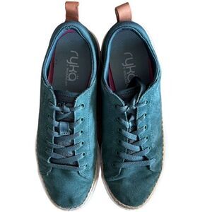 Ryka ~ Suede upper with jute accent and rolled comfort collar ~ size 7